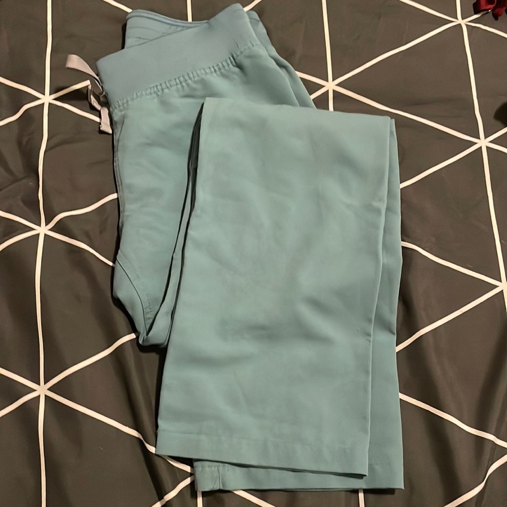 Figs wide leg scrub pants xxs